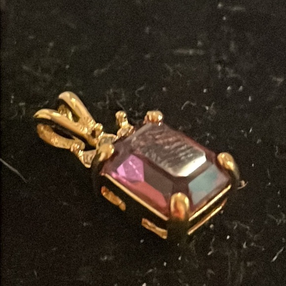 0.75” gold tone pendant with prong set amethyst color gem & 3 bezel set crystals - Picture 5 of 14